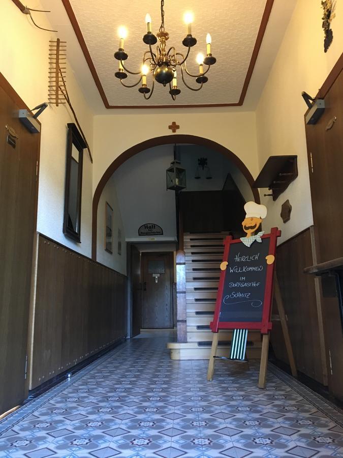 Dorfgasthof Schmitz Schalkenmehren Exterior foto